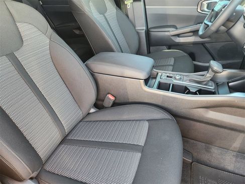 New 2026 Kia Sorento LX image 10