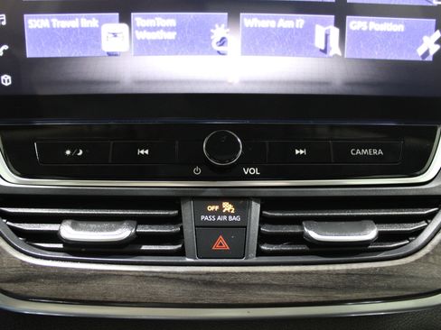 Used 2025 Nissan Altima 2.5 SL image 19