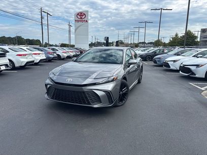 New 2025 Toyota Camry SE