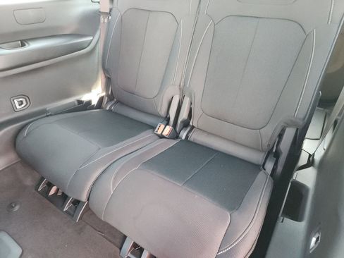 New 2025 Jeep Grand Cherokee L Laredo image 22