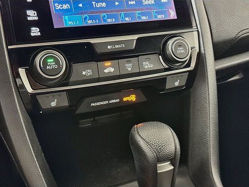 Used 2018 Honda Civic EX image 17