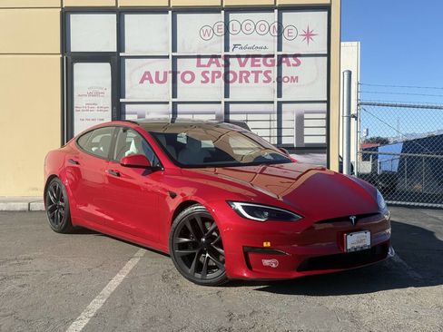 Used 2023 Tesla Model S image 2