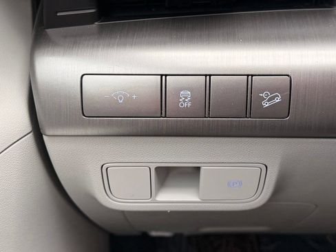 Used 2025 Hyundai Kona SEL AWD/4WD image 25