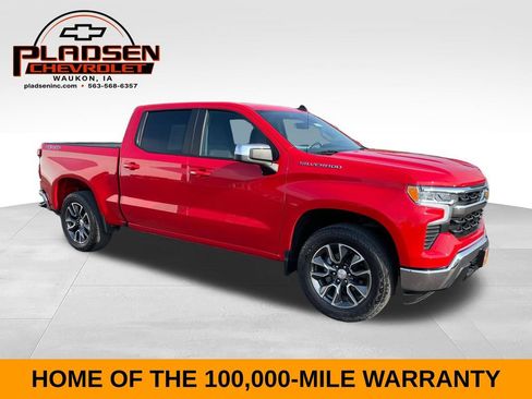 Used 2024 Chevrolet Silverado 1500 LT AWD/4WD image 7