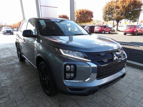 New 2025 Mitsubishi Outlander Sport LE image 3