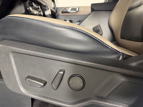 Used 2024 Ford Bronco Wildtrak AWD/4WD image 26