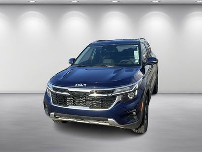 Used 2025 Kia Seltos EX w/ EX Sunroof Package
