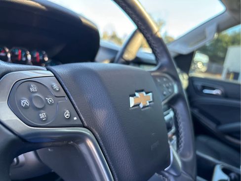 Used 2020 Chevrolet Tahoe LT w/ Luxury Package image 12