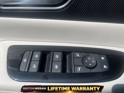 Certified 2026 Nissan Murano SV AWD/4WD image 12