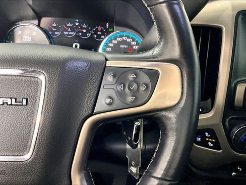 Used 2018 GMC Sierra 2500 Denali w/ Duramax Plus Package AWD/4WD image 24