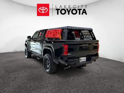 New 2025 Toyota Tacoma SR5