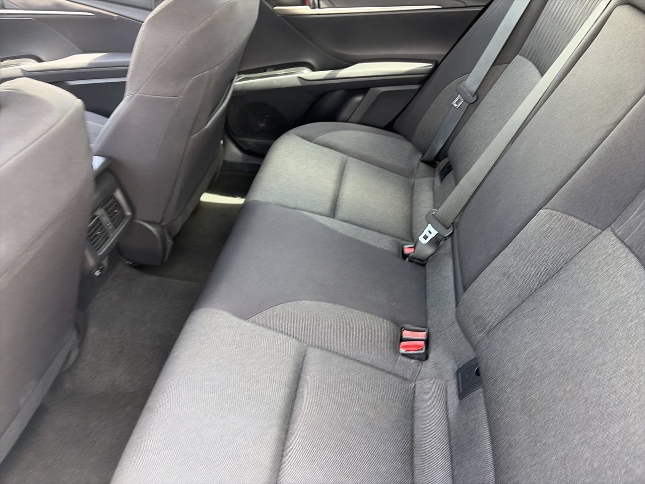 Used 2025 Toyota Camry LE FWD image 21