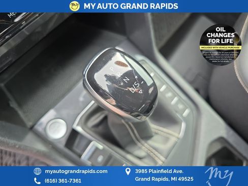 Used 2022 Volkswagen Tiguan SEL R-Line image 27
