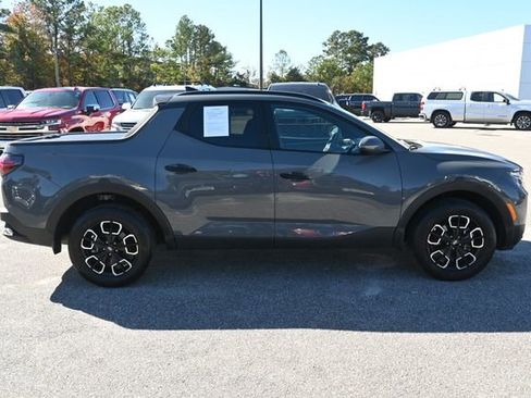 Used 2023 Hyundai Santa Cruz SEL w/ Activity Package image 6