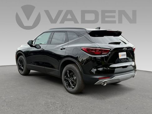 New 2026 Chevrolet Blazer LT w/ Midnight/Sport Edition FWD image 23