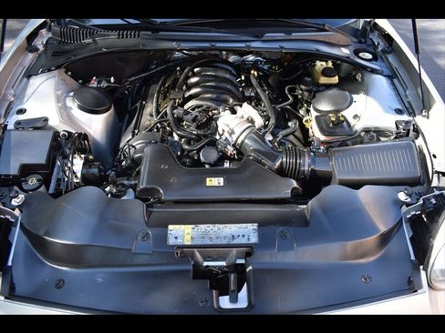 Used 2004 Ford Thunderbird RWD image 35