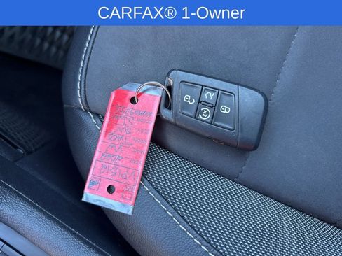 Used 2022 Volkswagen Taos SE image 31