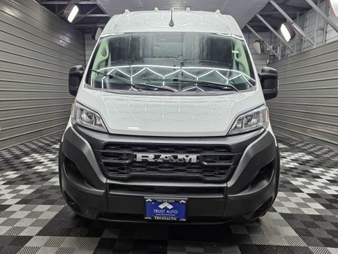 Used 2023 RAM ProMaster 2500 FWD image 3