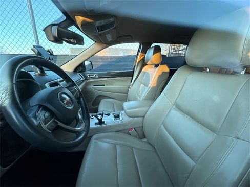 Used 2014 Jeep Grand Cherokee Limited image 5