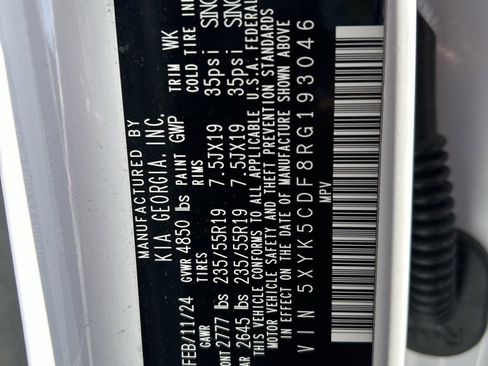 Used 2024 Kia Sportage SX image 12