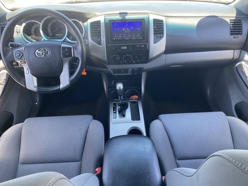 Used 2014 Toyota Tacoma PreRunner w/ TRD Sport Package RWD image 14