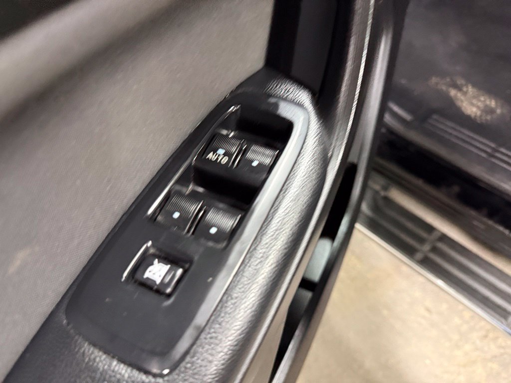 Used 2019 Ford Ranger XLT w/ Equipment Group 302A Luxury AWD/4WD image 24
