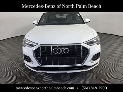 Used 2020 Audi Q3 2.0T Premium Plus w/ Premium Plus Package image 2