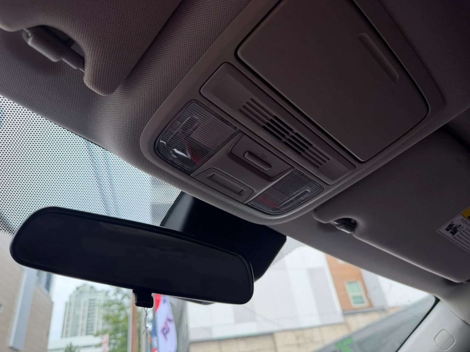 Used 2019 Honda Accord Hybrid image 31