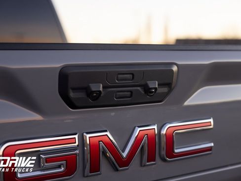 Used 2025 GMC Sierra 3500 AT4 w/ AT4 Premium Plus Package image 9