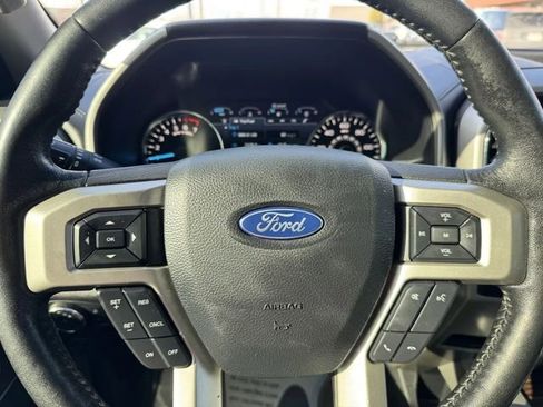 Used 2020 Ford F150 Lariat image 29