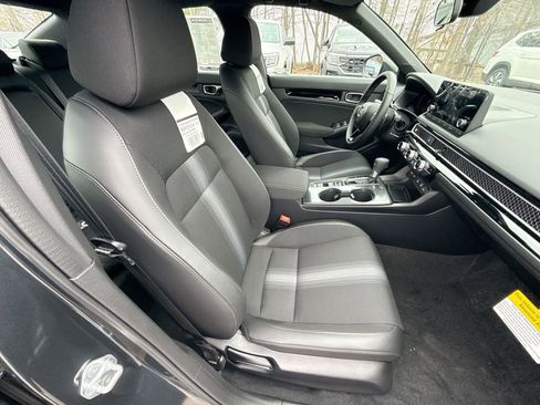 New 2026 Honda Civic Sport image 25