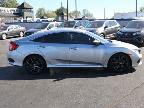 Used 2020 Honda Civic Sport image 9