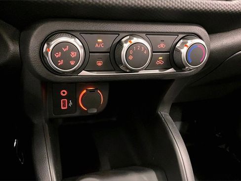 New 2025 Nissan Kicks Play S image 26