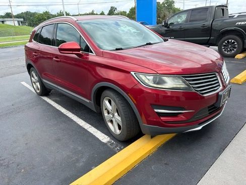 Used 2015 Lincoln MKC FWD image 3