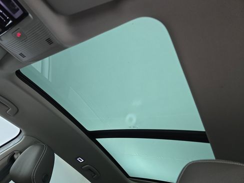 New 2026 Volkswagen Atlas SEL image 31