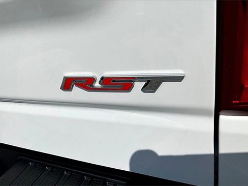 Used 2023 Chevrolet Silverado 1500 RST image 25