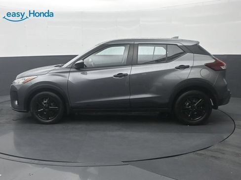 Used 2024 Nissan Kicks S FWD image 4