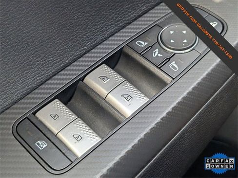 Used 2024 Mitsubishi Outlander SE image 23