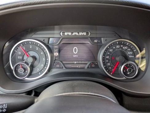 New 2026 RAM 1500 Express AWD/4WD image 27