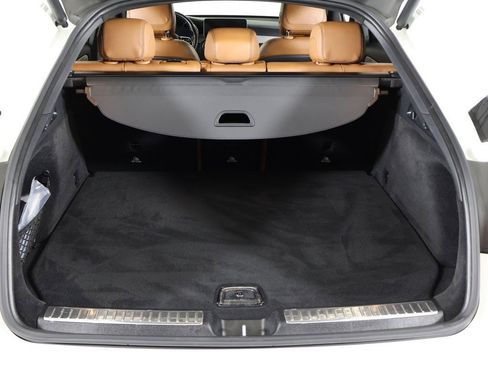 Used 2023 Mercedes-Benz GLC 300 4MATIC Coupe image 19