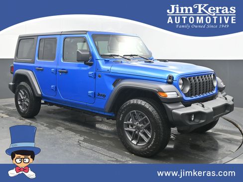 Used 2025 Jeep Wrangler Sport S image 1