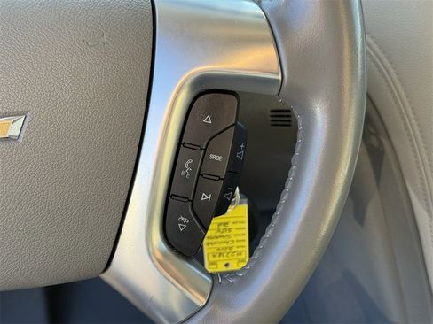 Used 2014 Chevrolet Traverse LT image 22