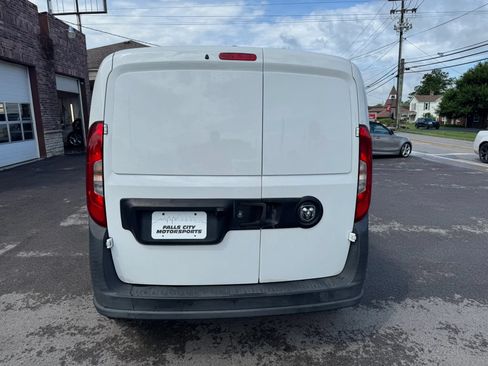 Used 2016 RAM ProMaster City Tradesman FWD image 12