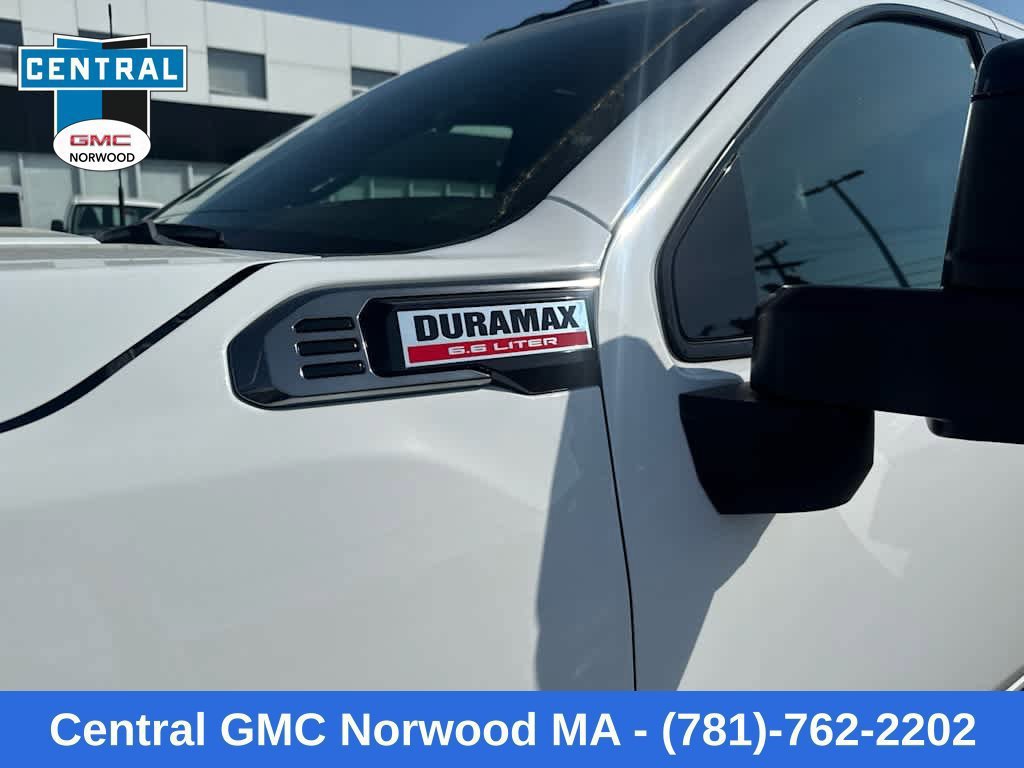 New 2026 GMC Sierra 2500 AT4 w/ AT4 Preferred Package AWD/4WD image 10