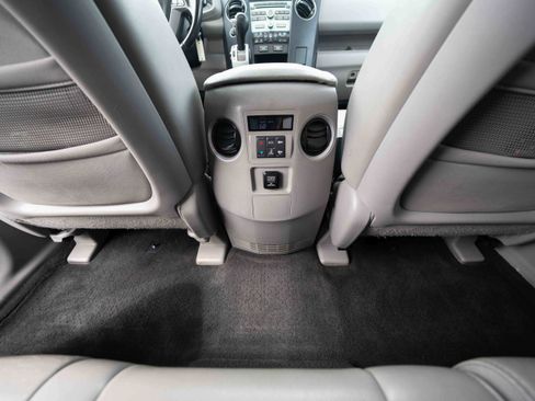 Used 2010 Honda Pilot EX-L image 22
