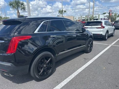 Used 2019 Cadillac XT5 Premium Luxury w/ Driver Assist Package image 4