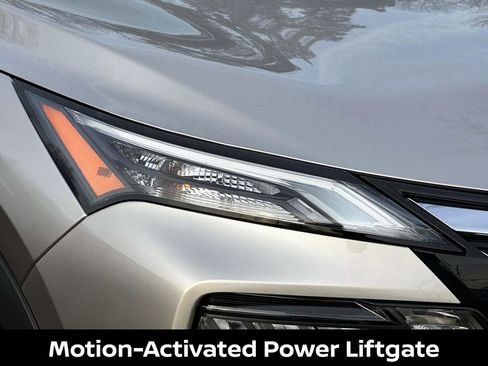 Certified 2025 Nissan Rogue SL w/ Tech Package image 12