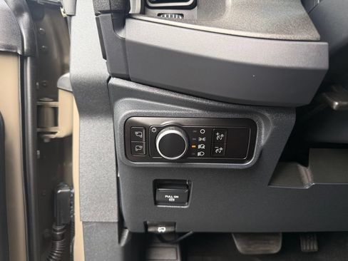 Used 2025 Ford Bronco Badlands AWD/4WD image 21