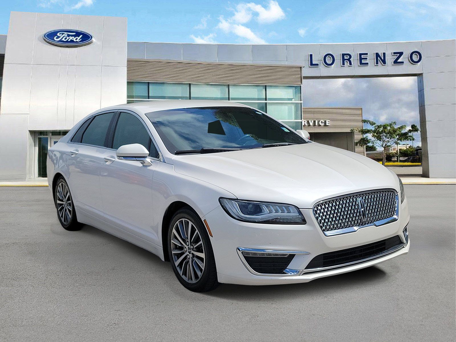 Used 2020 Lincoln MKZ FWD image 3