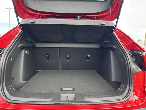 New 2026 Chevrolet Trax RS w/ Sunroof Package FWD image 30